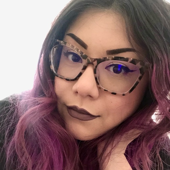 Meet your Posher, Alondra - Picture 3 of 6